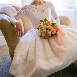 WToo Stunning Wedding Dress